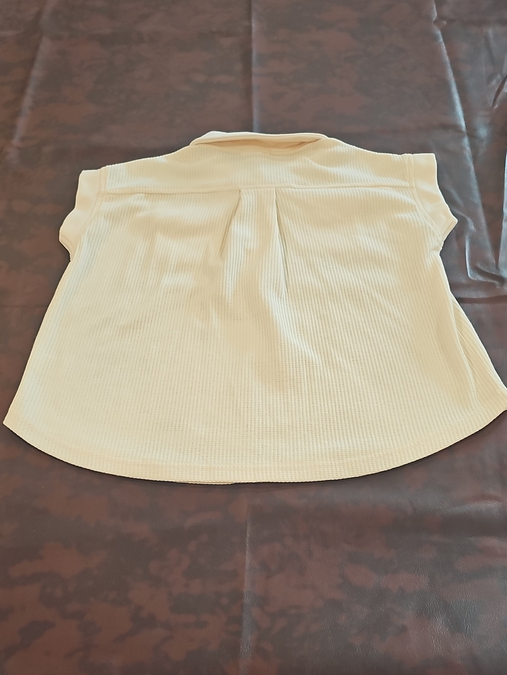 V Yellow Oddi Closet Collections Shirt Size XL - Picture 4 of 7